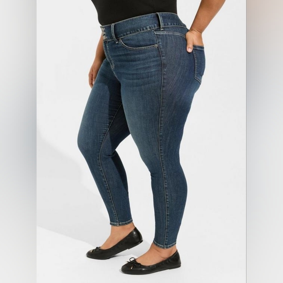 NWT Torrid High Rise Soft Jeggings - Picture 3 of 16